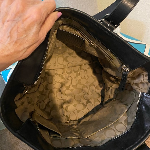 🖤Coach Leather🖤 - Picture 9 of 15